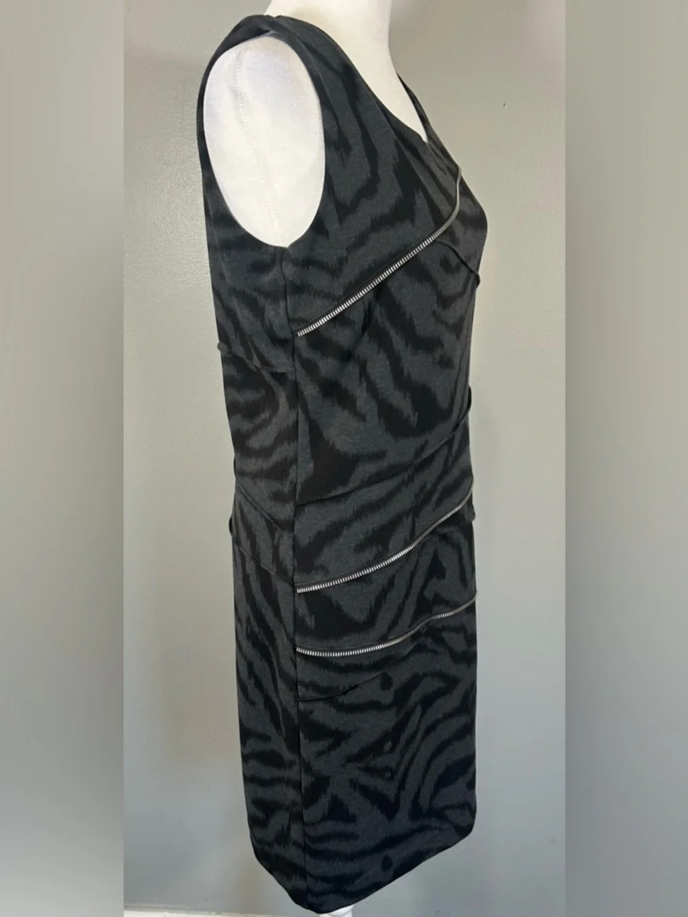 Michael Kors Sleeveless Dress Zipper Accents Zebra Animal Print Edgy